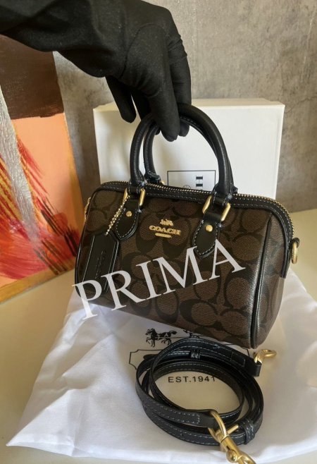 حقيبة روان ساتشيل من كوتش .حقيبة ميني كوروس بودي حقيبة ترند وكواليتي عالي مختومة مع علبة هدايا قاعدة 19*13 سم