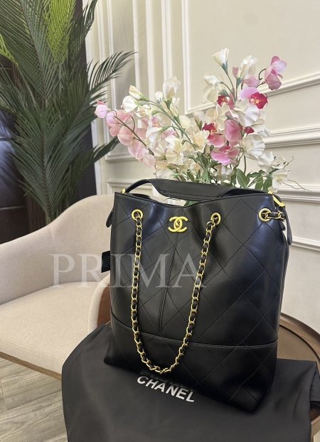 اسود جلد كامل