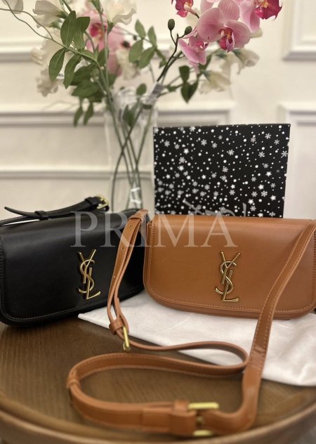 حقيبة كتف من طراز "فولتير" (Voltaire) من سان لوران (Saint Laurent). قاعدة 20 سم